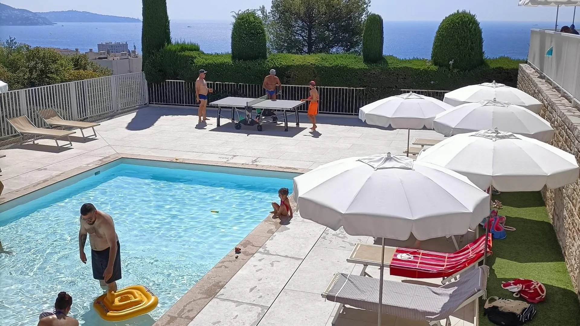 Exceptionnel 4 Pieces Vue Panoramique Baie Des Anges Proche Plage Nice 0*,  Francie